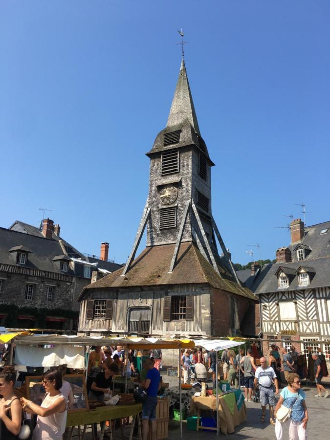 Au Coeur De Sainte Catherine Honfleur Eksteriør bilde